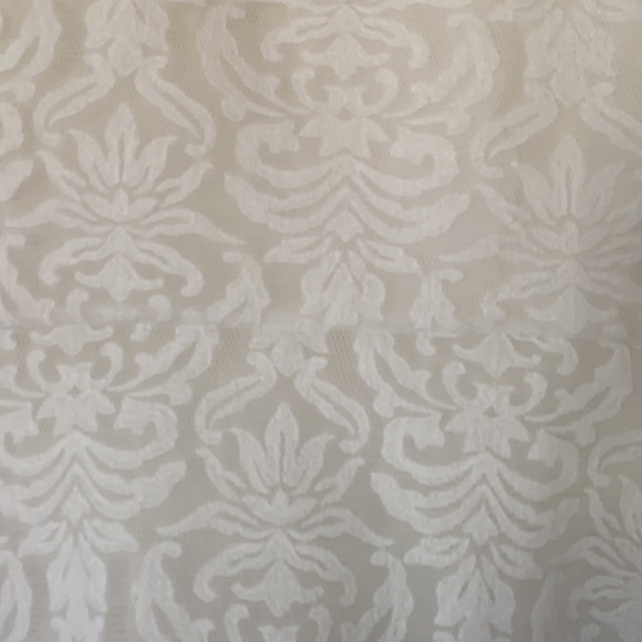 COPY - BCBG lace skirt - Picture 2 of 2